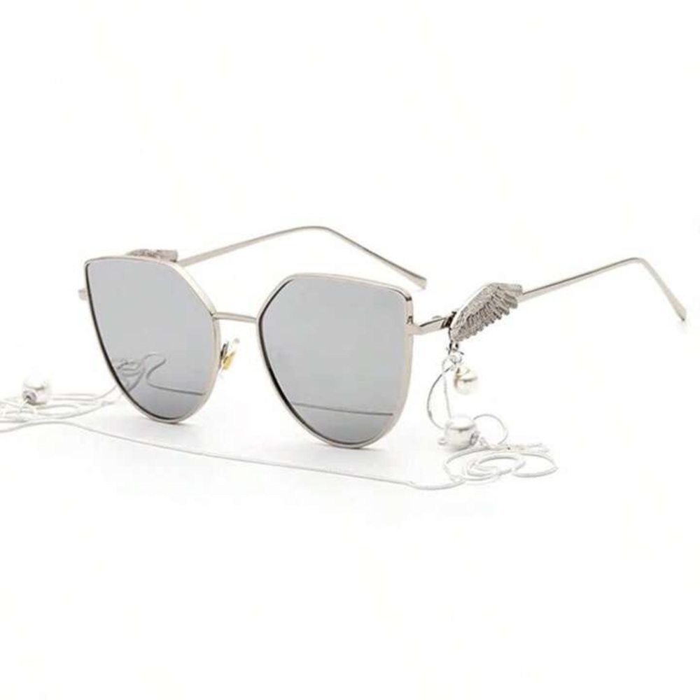 Wangderland Glasses with Removable Chains and wings